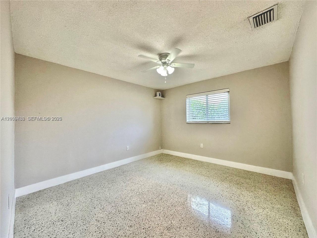 10303 NW 35th Pl , Miami, FL 33147 Photo