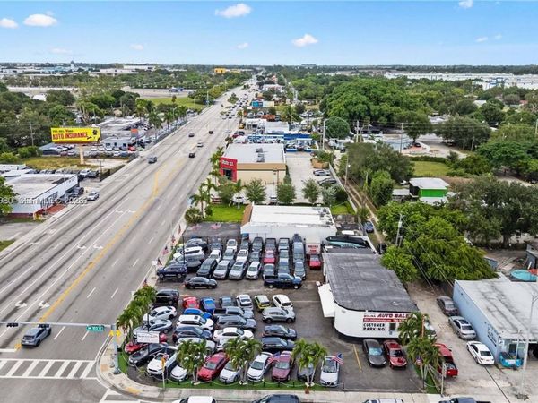 10301 NW 27th Ave, Miami, FL 33147