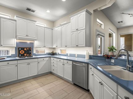 9900 Wilbur May Parkway, Unit APT 2401, Reno, NV 89521 Photo