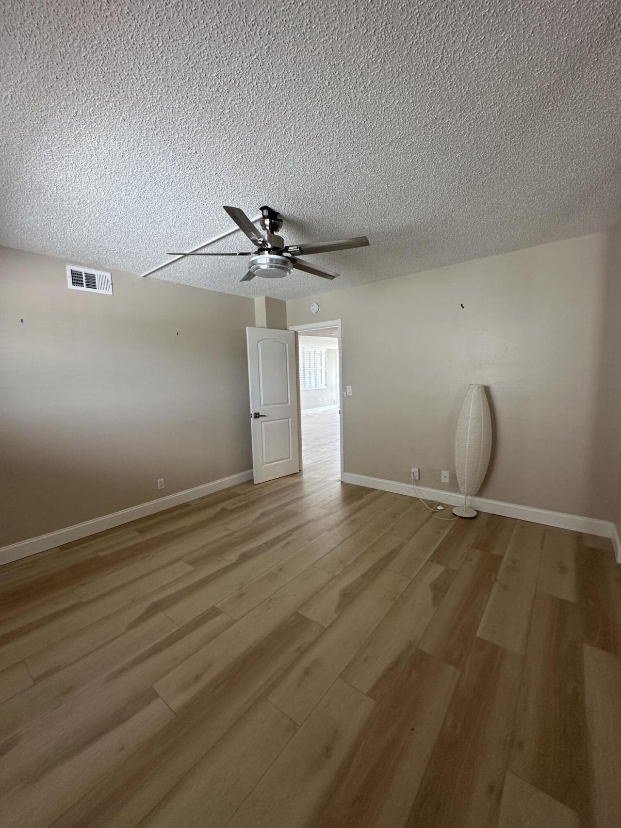 301 Lake Shore Drive, Unit 708, Lake Park, FL 33403 Photo
