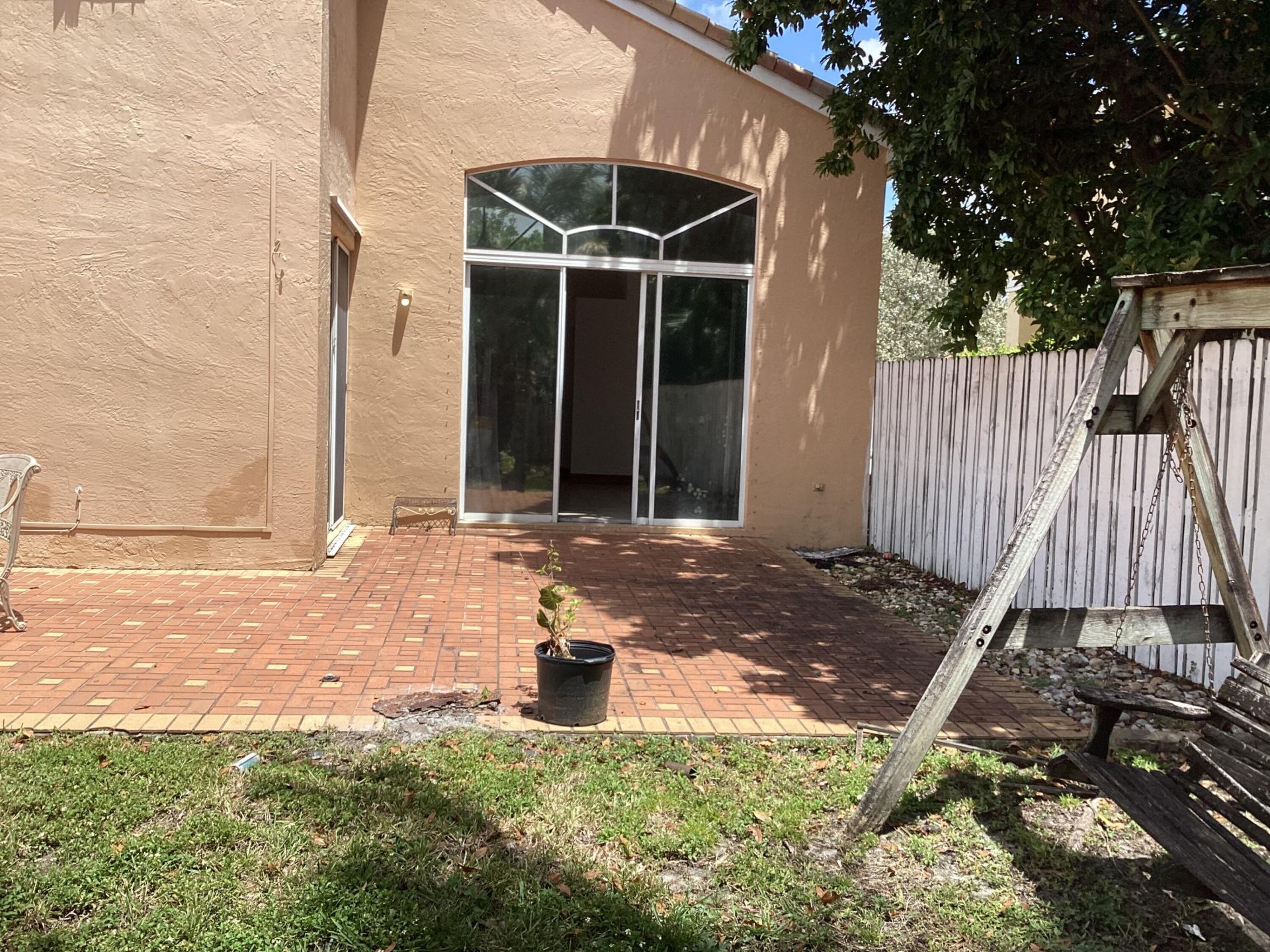 19440 SW 2nd Street, Pembroke Pines, FL 33029 Photo