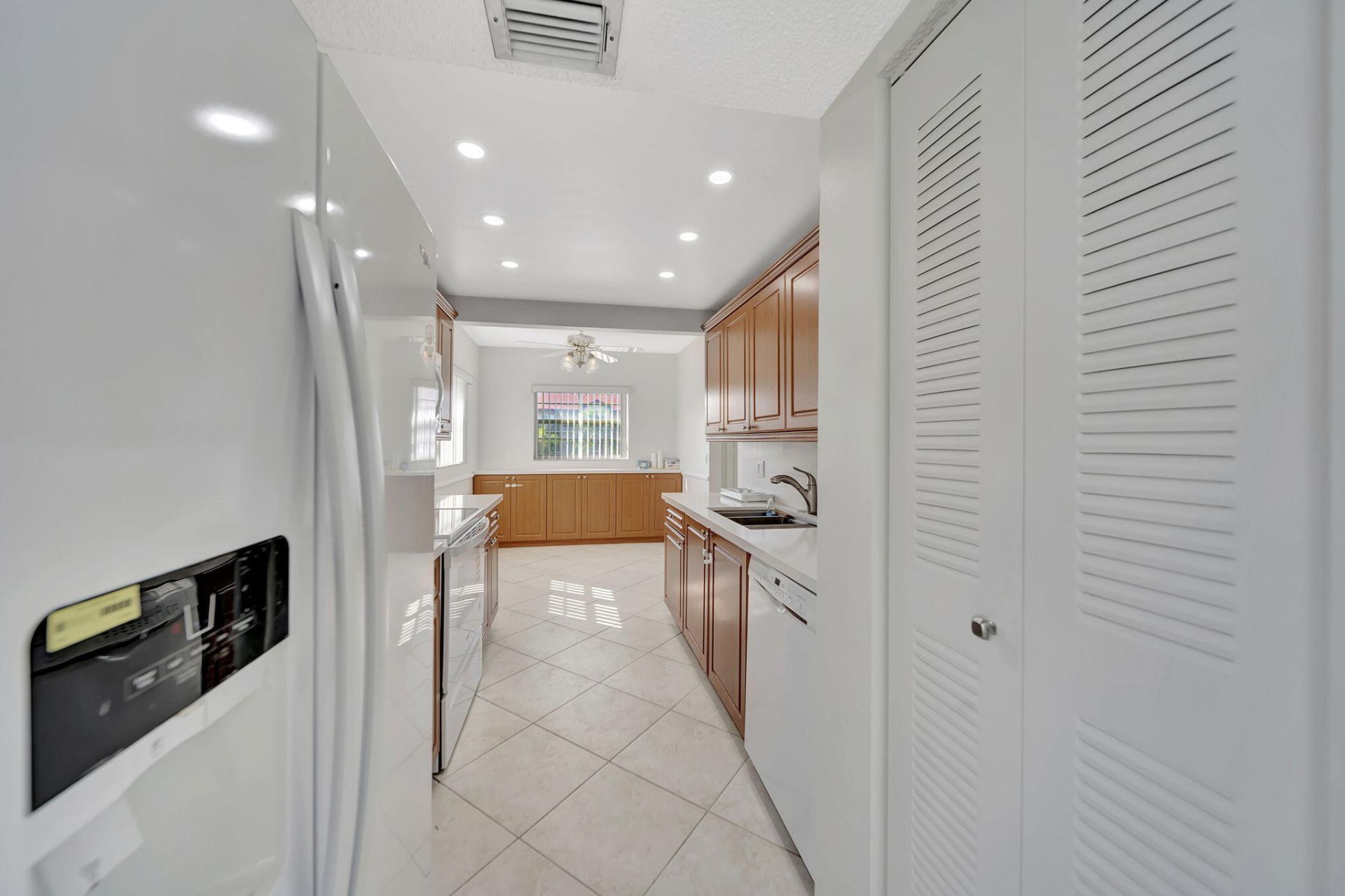 13001 SW 15th Court, Unit 312t, Pembroke Pines, FL 33027 Photo