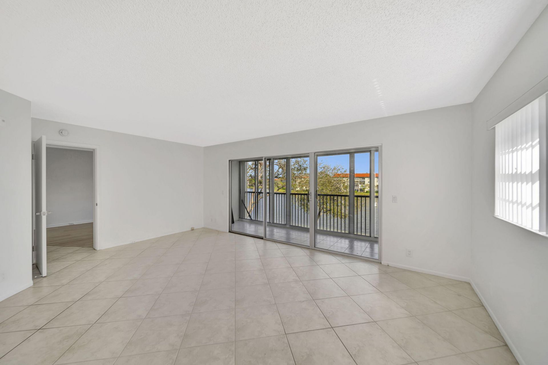 13001 SW 15th Court, Unit 312t, Pembroke Pines, FL 33027 Photo
