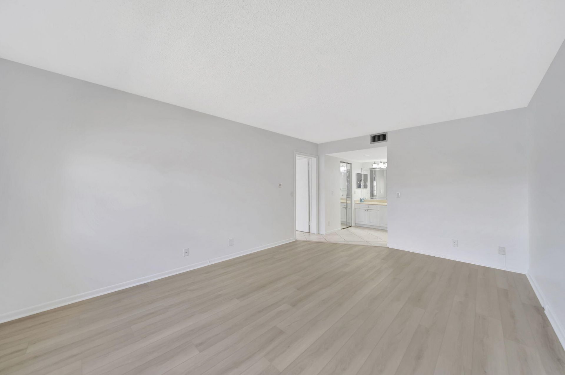 13001 SW 15th Court, Unit 312t, Pembroke Pines, FL 33027 Photo