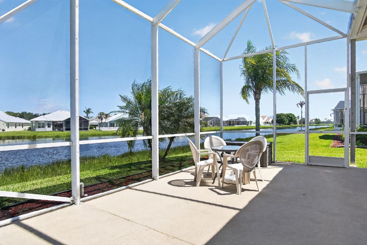 376 NW Shoreview Drive, Port Saint Lucie, FL 34986 Photo