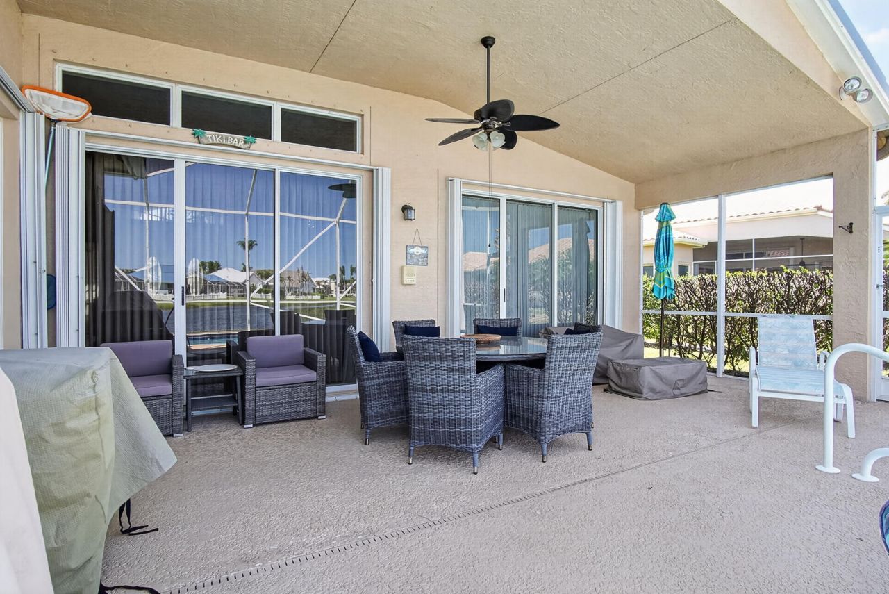 376 NW Shoreview Drive, Port Saint Lucie, FL 34986 Photo