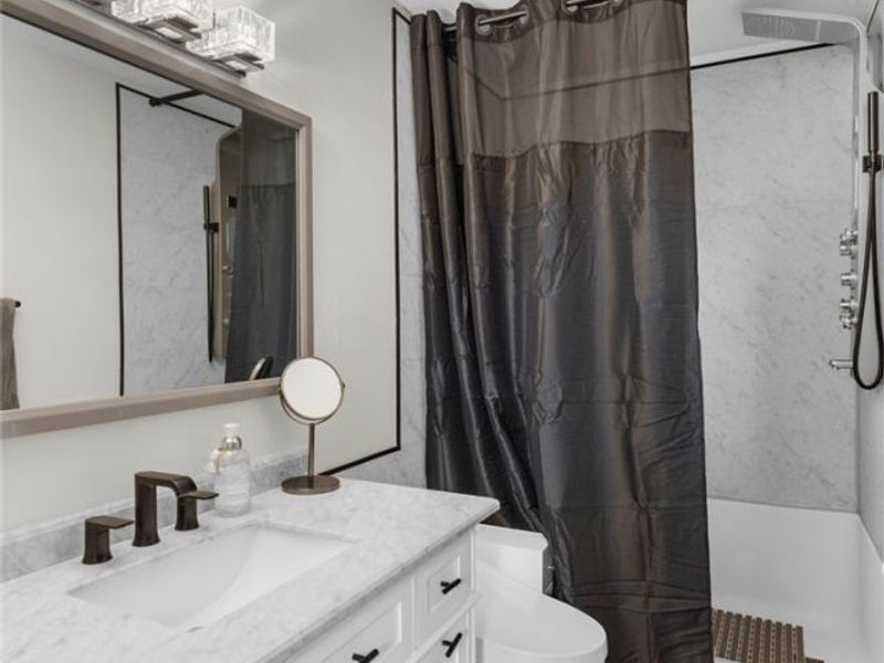 5472 Callaway Circle, Unit #2, Youngstown, OH 44515 Photo 10