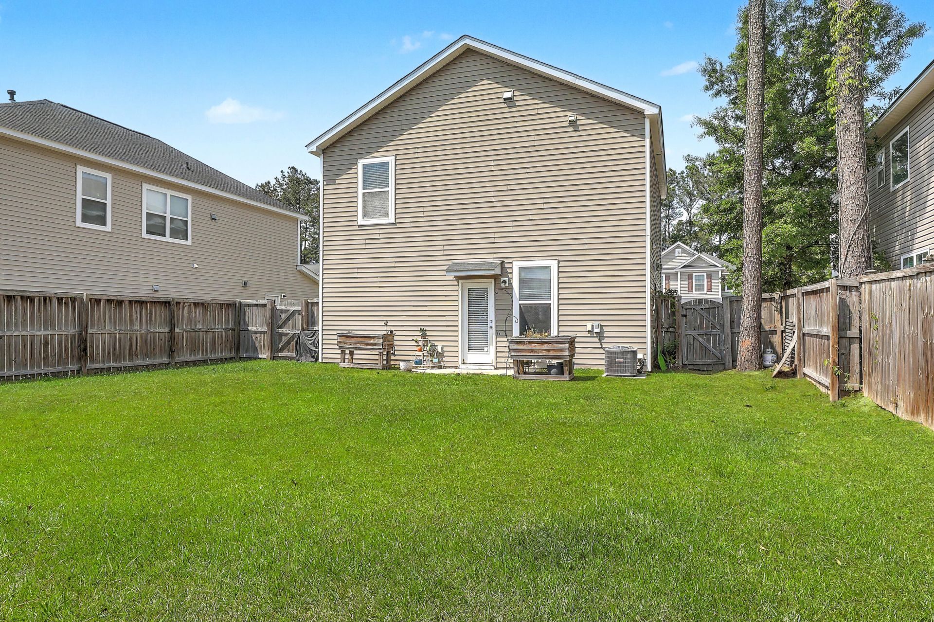 256 Oglethorpe Circle Photo 27
