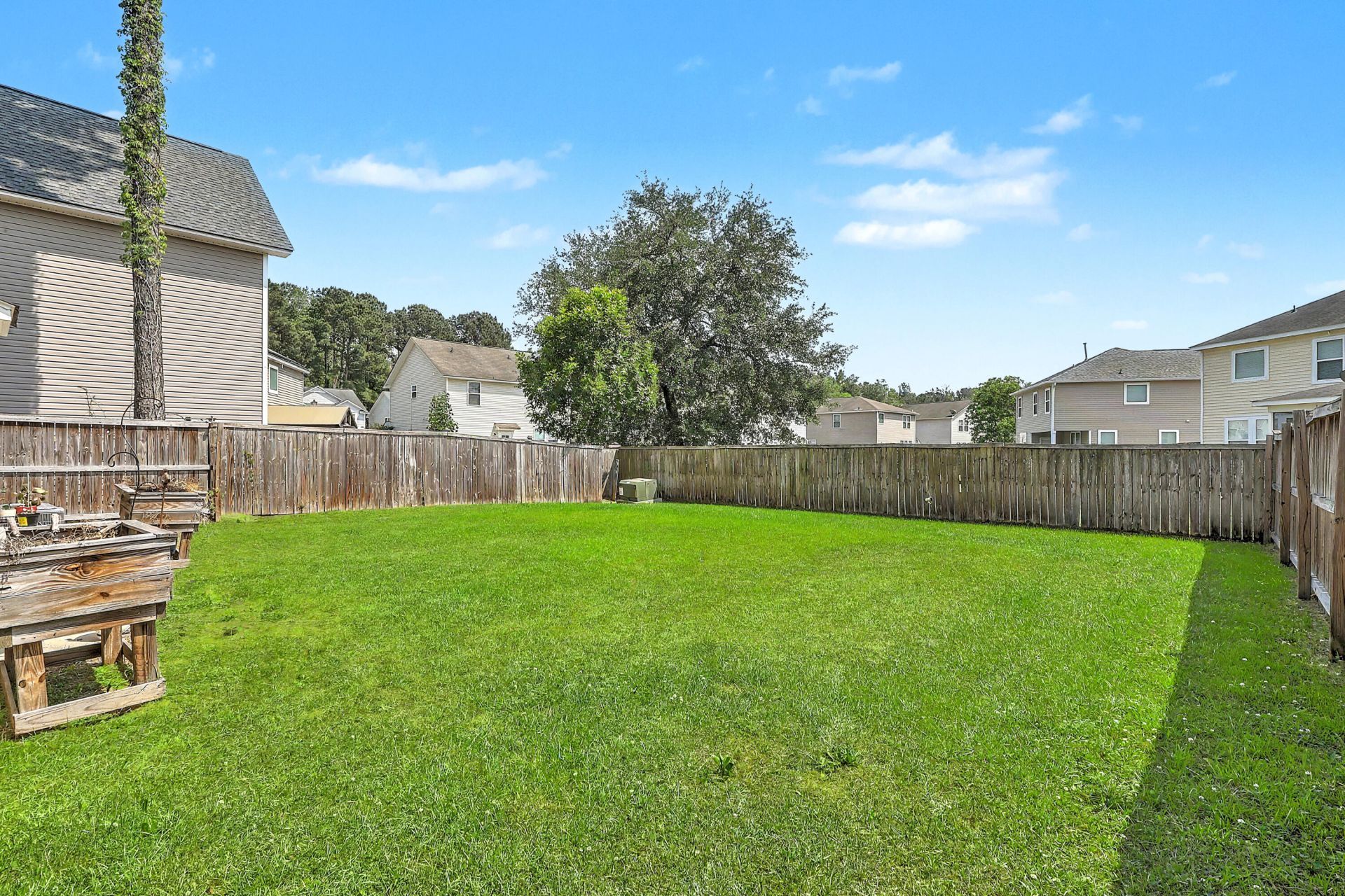 256 Oglethorpe Circle Photo 29
