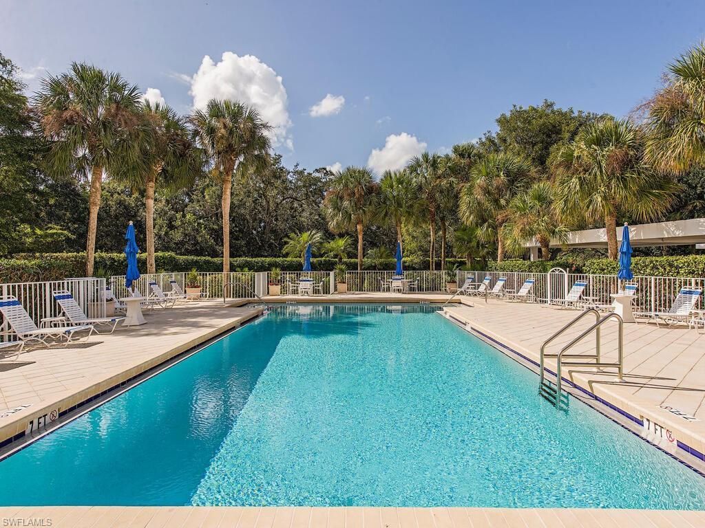 6361 Pelican Bay Blvd, Unit 305, Naples, FL 34108 Photo