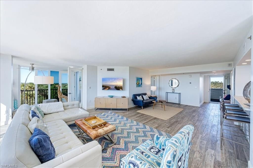 6361 Pelican Bay Blvd, Unit 305, Naples, FL 34108 Photo