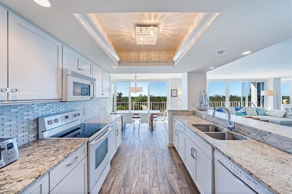 6361 Pelican Bay Blvd, Unit 305, Naples, FL 34108 Photo