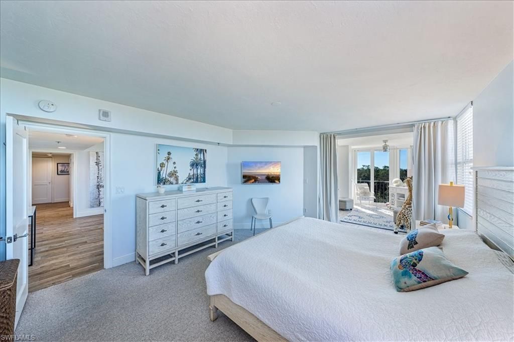 6361 Pelican Bay Blvd, Unit 305, Naples, FL 34108 Photo