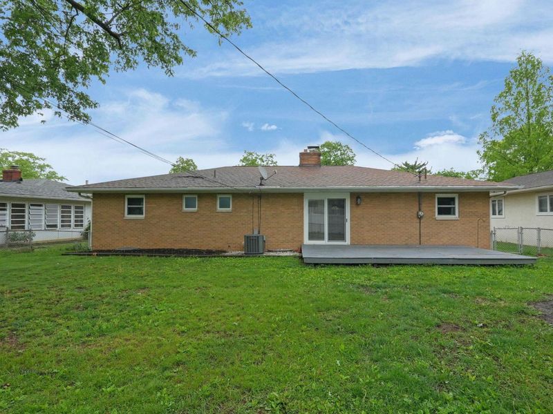 5371 Poplarwood Road , Columbus, OH 43229 Photo 15