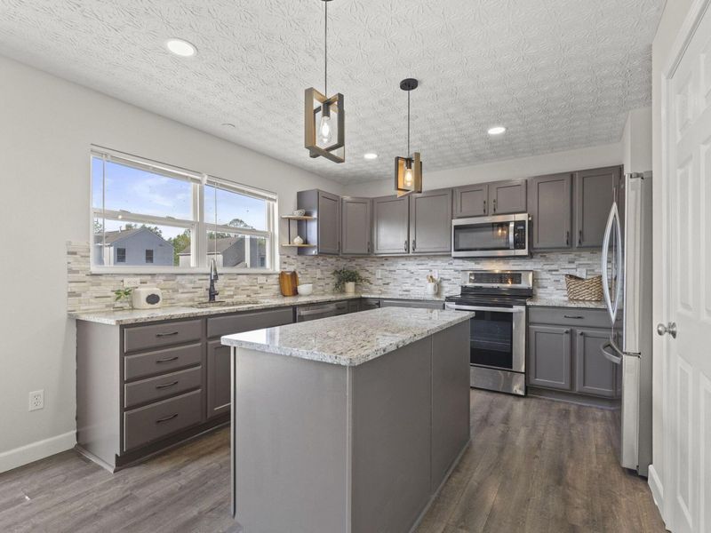 6987 Granite Falls Drive , Blacklick, OH 43004 Photo 2