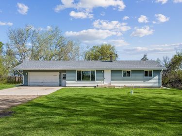 8550 40th Street SW, Howard Lake, MN 55349