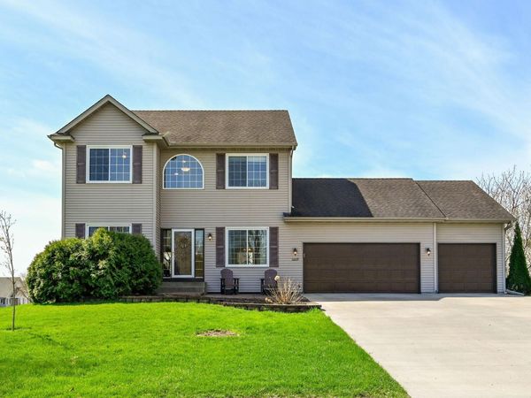 11229 22nd Street NE, Saint Michael, MN 55376
