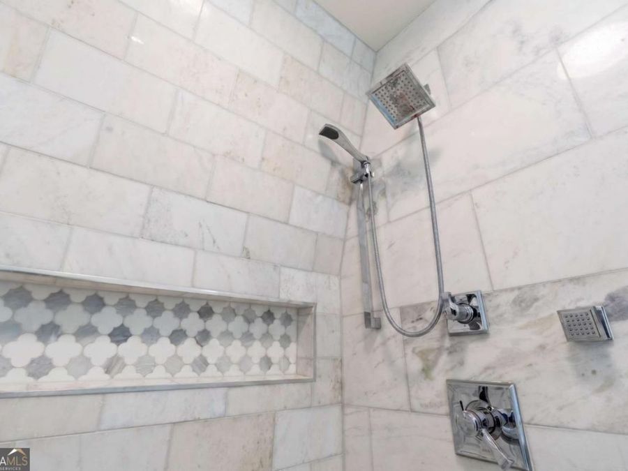 Property Image 80