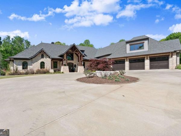 3263 Tanners Mill Road, Gainesville, GA 30507