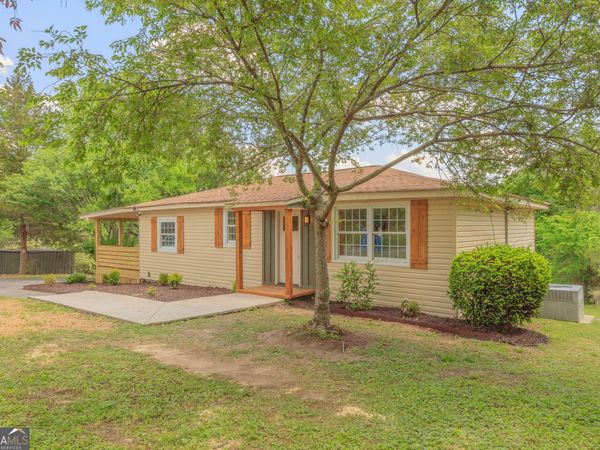 612 Garden Farm Road W, Rossville, GA 30741