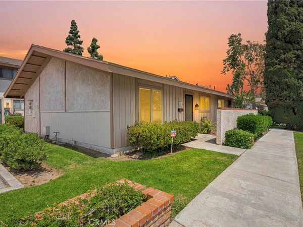 121 Doverfield Drive, Unit 61, Placentia, CA 92870
