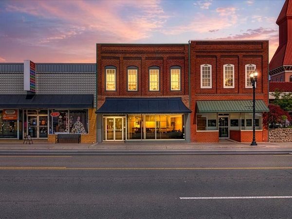 726 Tennessee Avenue, Etowah, TN 37331