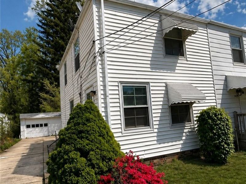 1437 E 252nd Street , Euclid, OH 44117 Photo 1