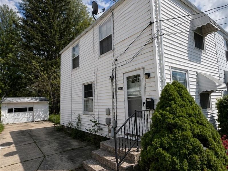 1437 E 252nd Street , Euclid, OH 44117 Photo 2