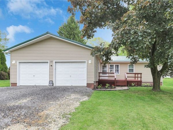 111 Greenbrier Drive , Byesville, OH 43723