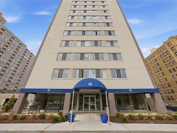 12520 Edgewater Drive , Unit 1009, Lakewood, OH 44107