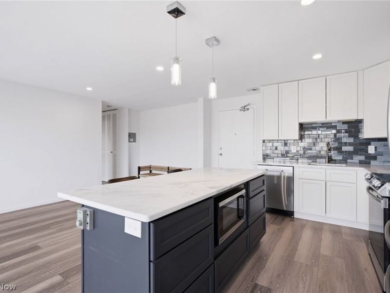 12520 Edgewater Drive , Unit 1009, Lakewood, OH 44107 Photo 14