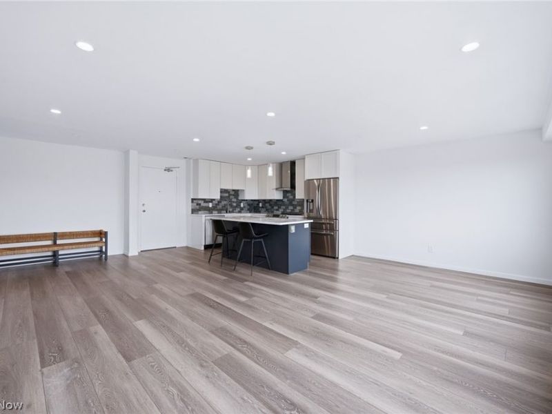 12520 Edgewater Drive , Unit 1009, Lakewood, OH 44107 Photo 9