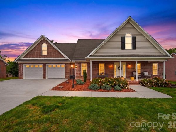 217 Dell Circle, Hudson, NC 28638