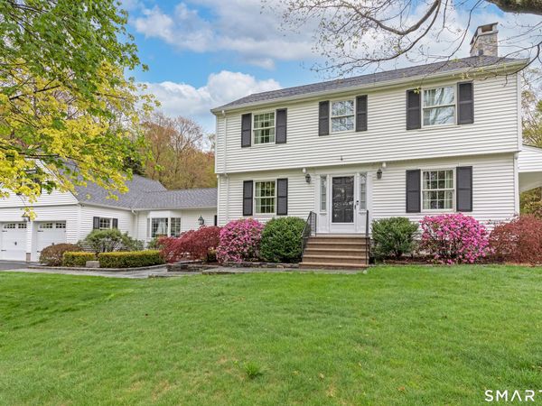 15 Central, Middlebury, CT 06762