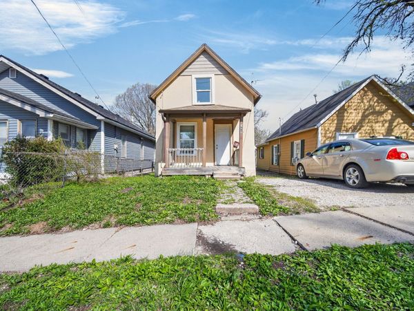 1987 & 1989 SW 1st Street, Des Moines, IA 50315