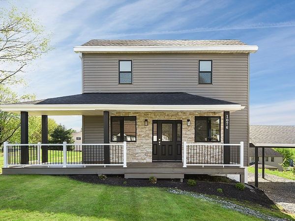 1076 Chapel Rd, Monaca, PA 15061