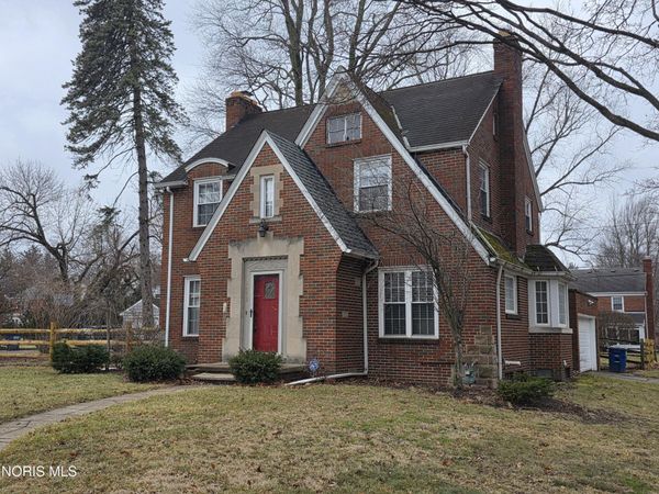 2673 Middlesex Drive , Toledo, OH 43606