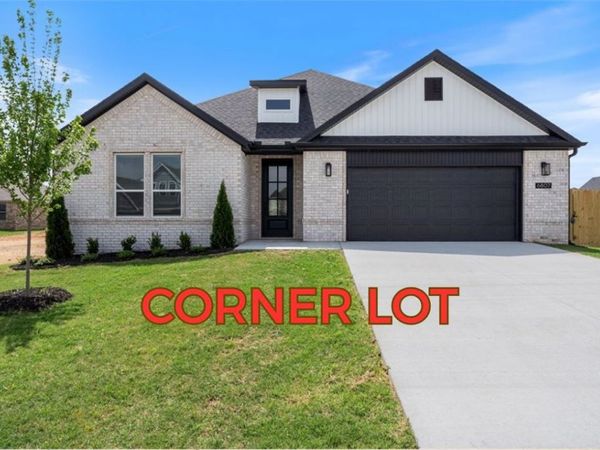 6807 SW Orange Avenue , Bentonville, AR 72713