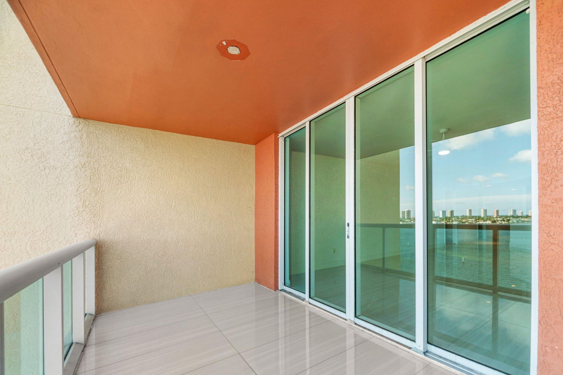 2650 Lake Shore Drive, Unit 1005, Riviera Beach, FL 33404 Photo