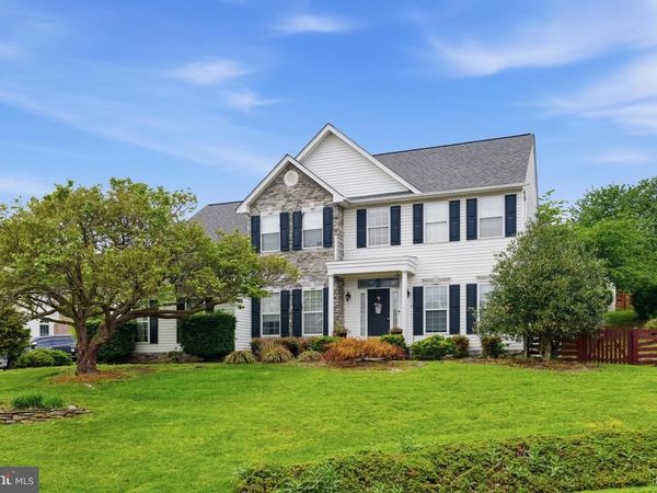 19312 CHIPPENDALE CIRCLE, HAGERSTOWN, MD 21742