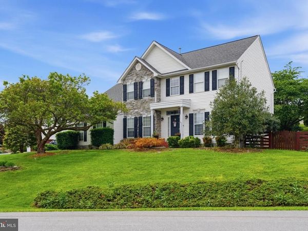 19312 CHIPPENDALE CIRCLE, HAGERSTOWN, MD 21742