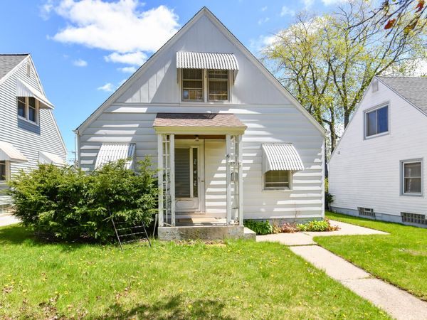 3716 S 19th St, Milwaukee, WI 53221