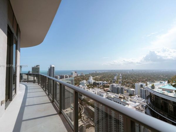 45 SW 9th St , Unit 4906, Miami, FL 33130