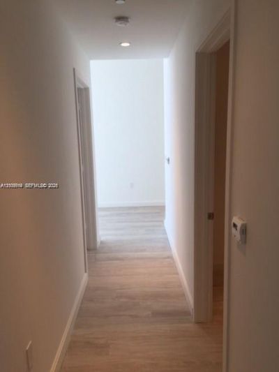 45 SW 9th St , Unit 4906, Miami, FL 33130 Photo