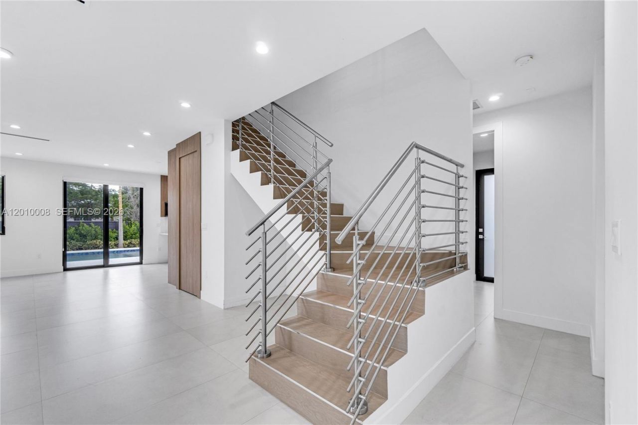 6535 SW 26th St , Miami, FL 33155 Photo