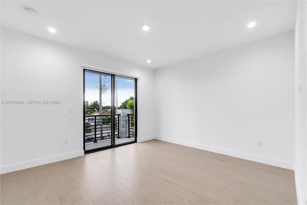 6535 SW 26th St , Miami, FL 33155 Photo