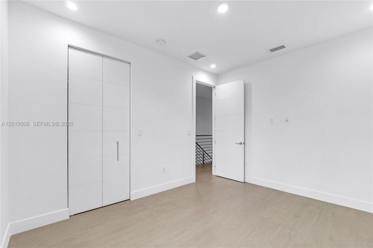 6535 SW 26th St , Miami, FL 33155 Photo