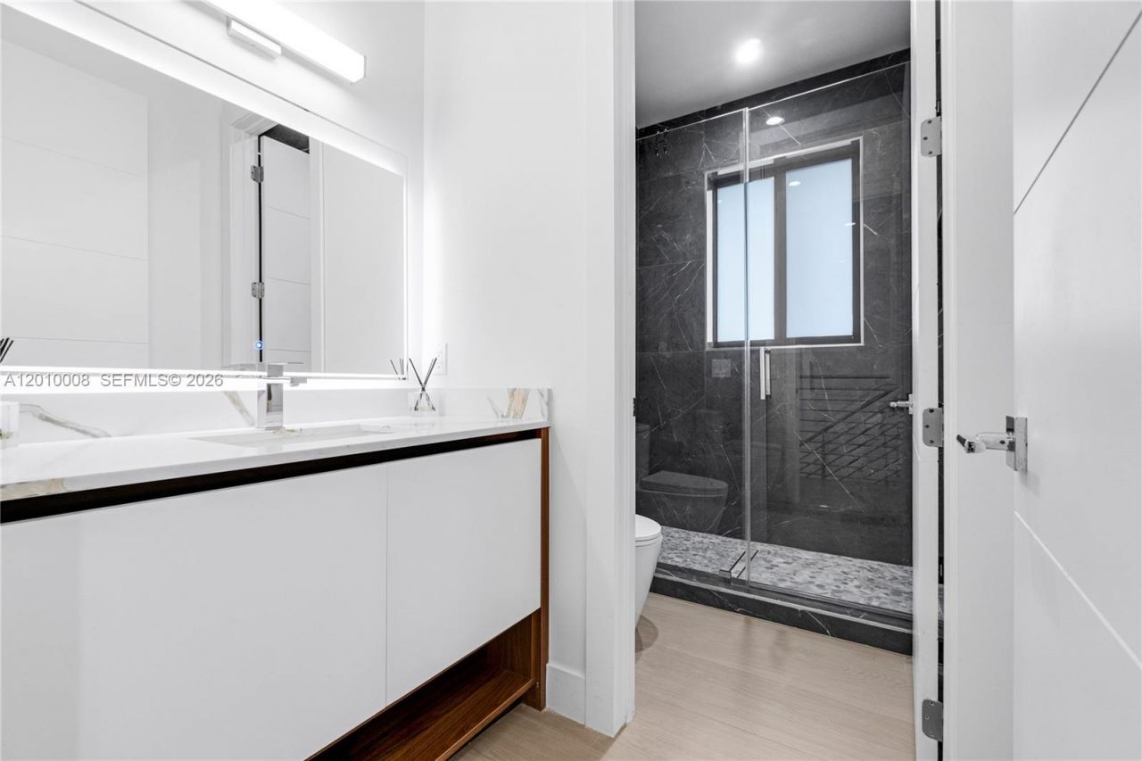 6535 SW 26th St , Miami, FL 33155 Photo