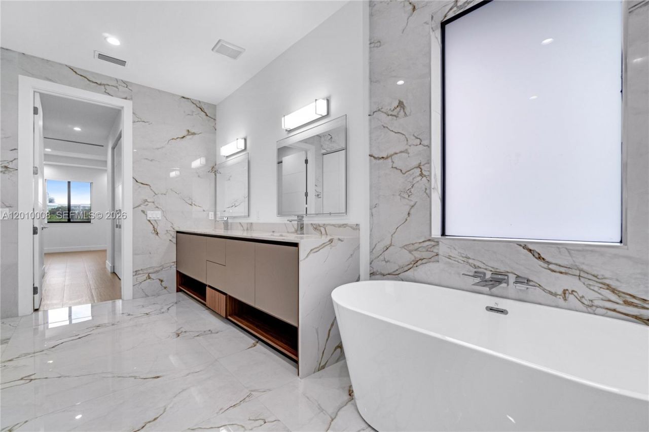 6535 SW 26th St , Miami, FL 33155 Photo