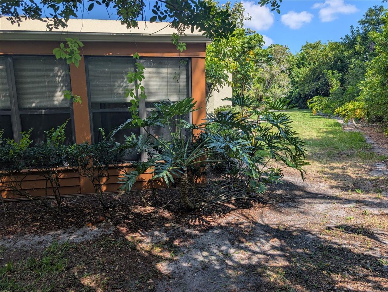 135 Wild Palm Drive , Bradenton, FL 34210 Photo